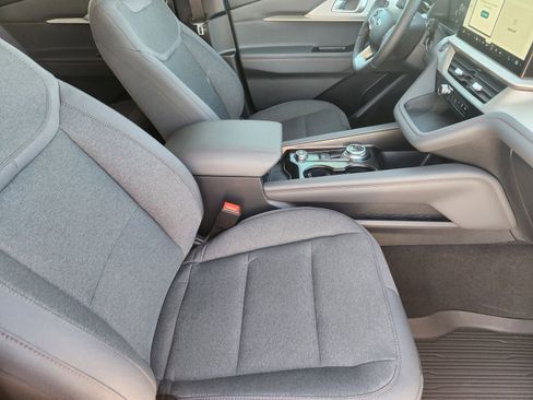 New 2026 Ford Explorer Active image 14