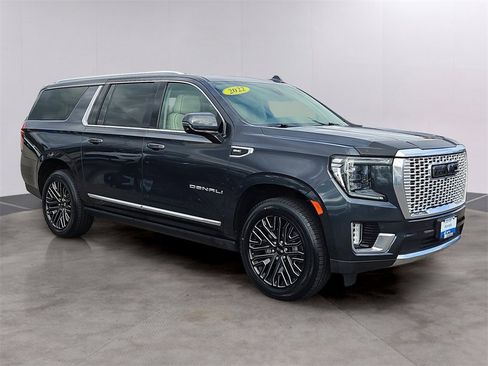 Used 2022 GMC Yukon XL Denali w/ Max Trailering Package image 26
