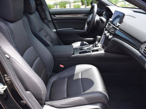 Used 2020 Honda Accord Sport image 14