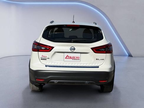 Used 2022 Nissan Rogue Sport SL AWD/4WD image 4
