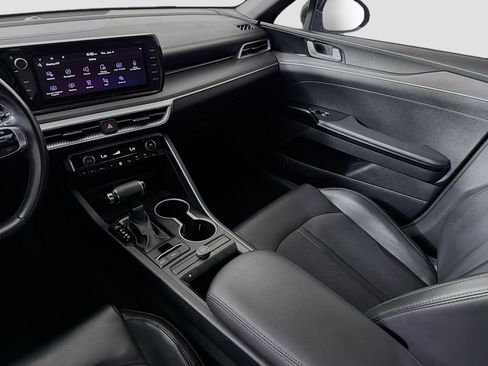 Used 2022 Kia K5 GT-Line FWD image 25