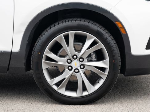 Used 2022 Chevrolet Blazer Premier w/ Enhanced Convenience Package image 11