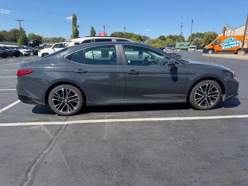 Used 2026 Toyota Camry XLE FWD image 4