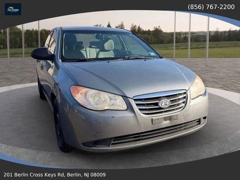 Used 2010 Hyundai Elantra GLS image 1
