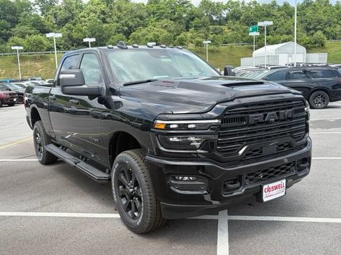 New 2026 RAM 2500 Laramie AWD/4WD image 2