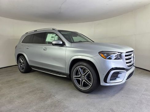 New 2026 Mercedes-Benz GLS 450 4MATIC image 1
