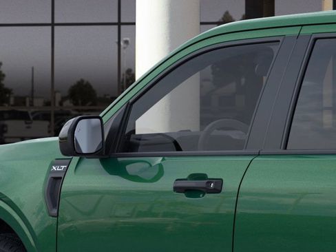 New 2025 Ford Maverick XLT w/ XLT Luxury Package image 21