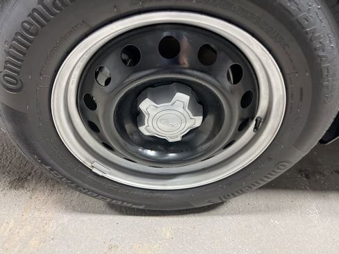 Used 2025 Ford Maverick XL image 38