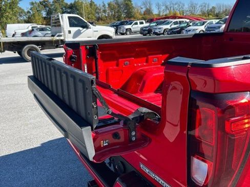 Certified 2022 GMC Sierra 1500 Elevation image 14