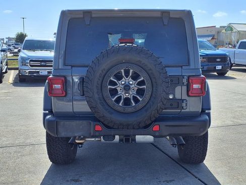 Used 2023 Jeep Wrangler Unlimited Rubicon 392 w/ Trailer Tow Package AWD/4WD image 5