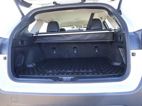 Used 2023 Subaru Outback Limited image 18