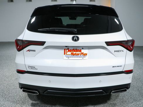 Used 2023 Acura MDX A-Spec AWD/4WD image 8