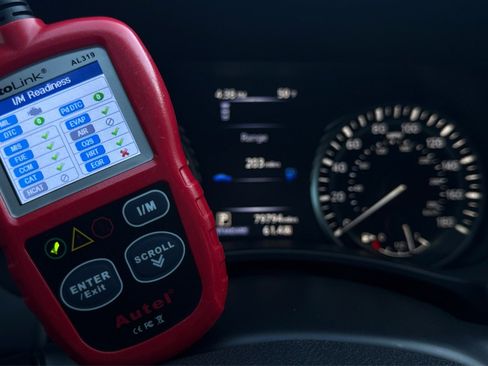 Used 2019 INFINITI Q50 Luxe image 10