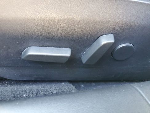 Used 2018 Tesla Model 3 Long Range image 16