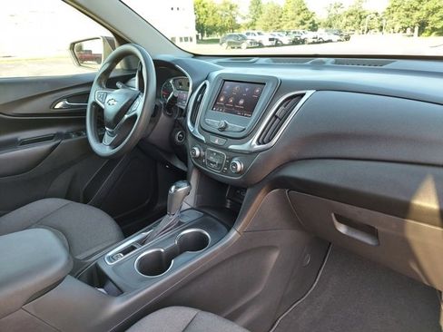 Used 2020 Chevrolet Equinox LT image 20
