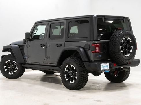 Used 2025 Jeep Wrangler Unlimited Rubicon 4xe w/ Convenience Group image 26