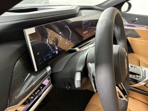New 2026 BMW 740i xDrive image 15