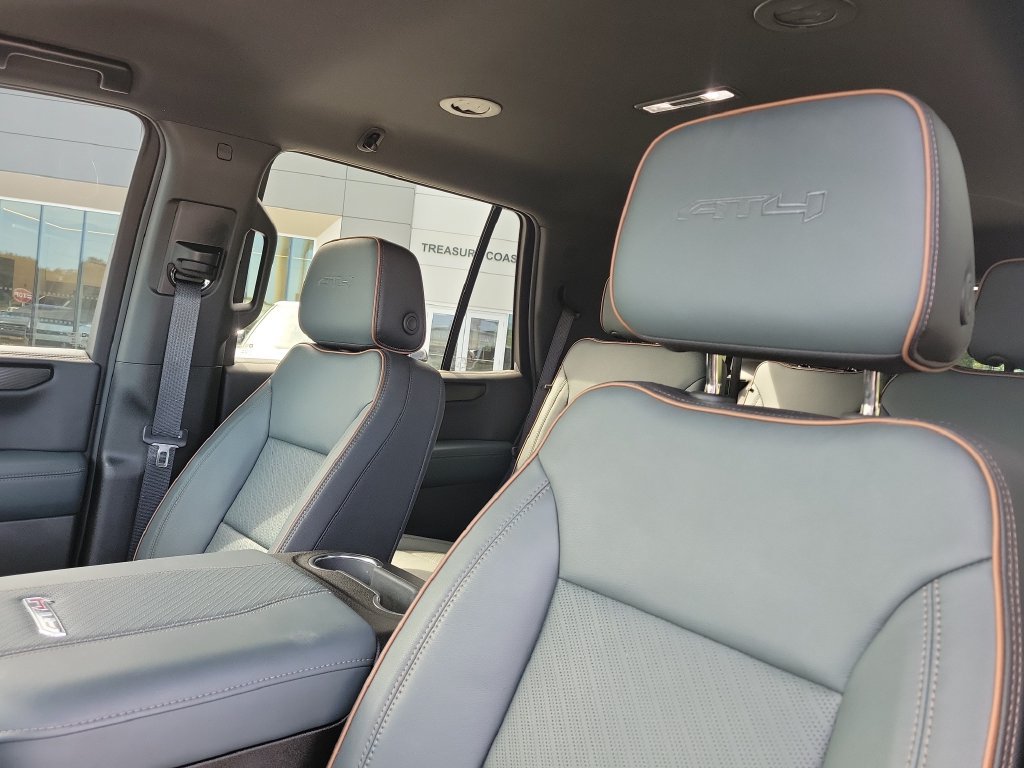 Used 2026 GMC Yukon AT4 w/ Premium Trailering Package AWD/4WD image 26