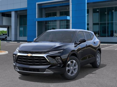 New 2026 Chevrolet Blazer LT FWD image 6