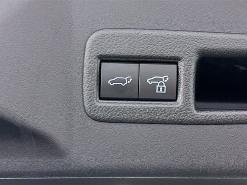 Used 2023 Toyota bZ4X AWD w/ Weather Package image 32