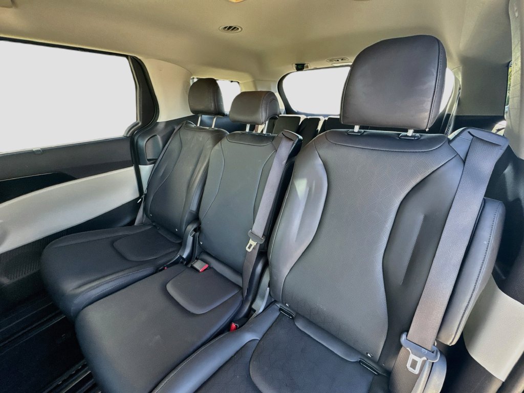 Certified 2024 Kia Carnival SX FWD image 27