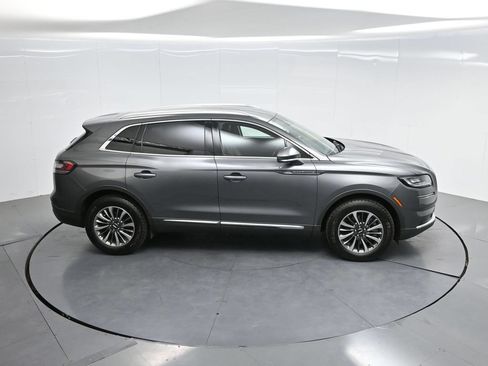Used 2023 Lincoln Nautilus FWD w/ Premium Package image 58