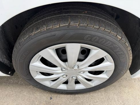 Used 2007 Nissan Sentra 2.0 S FWD image 16