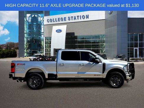 Used 2023 Ford F250 Lariat w/ Lariat Ultimate Package image 5