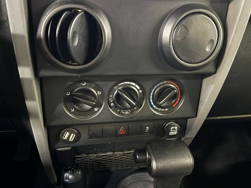 Used 2010 Jeep Wrangler Unlimited Sport AWD/4WD image 15