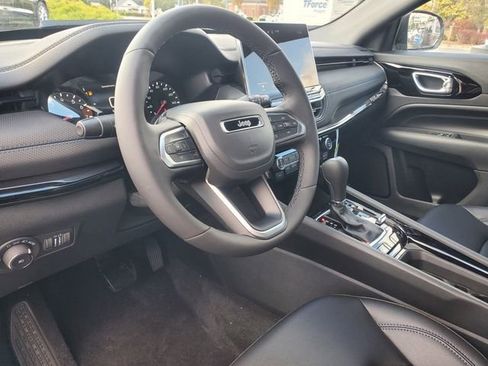 New 2026 Jeep Compass Limited image 11