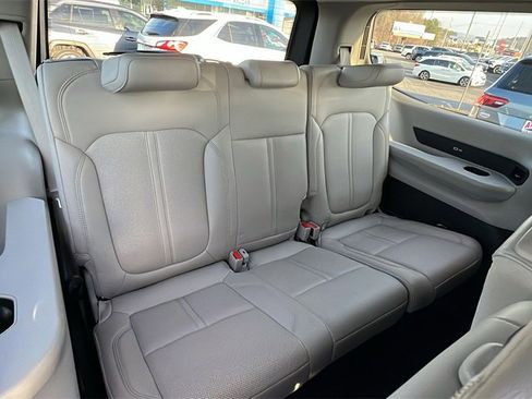 Used 2023 Jeep Wagoneer 4WD image 18