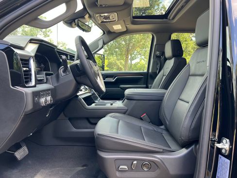 New 2026 GMC Sierra 2500 Denali w/ Denali Reserve Package AWD/4WD image 6