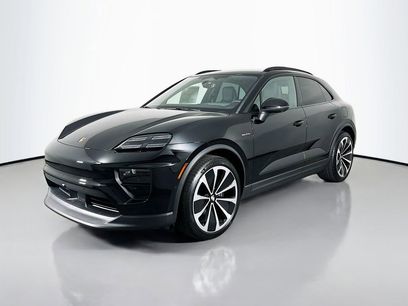 New 2024 Porsche Macan 4 Electric