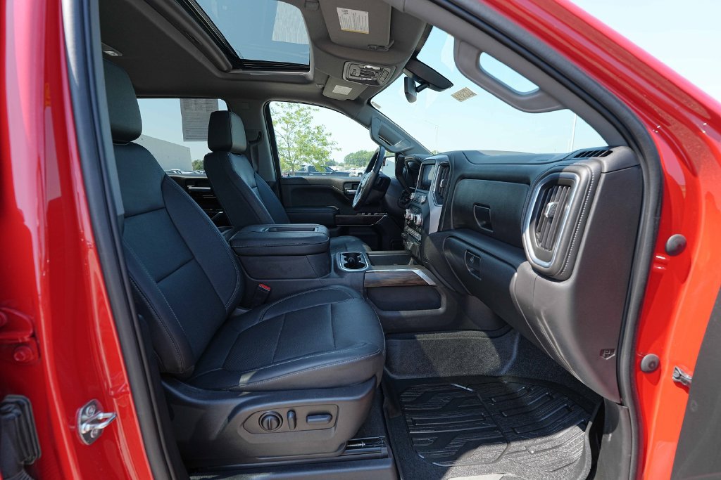 Used 2022 GMC Sierra 1500 SLT w/ SLT Premium Package AWD/4WD image 24
