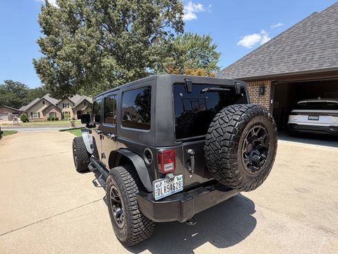 Used 2017 Jeep Wrangler Unlimited Sport w/ Quick Order Package 24S AWD/4WD image 6