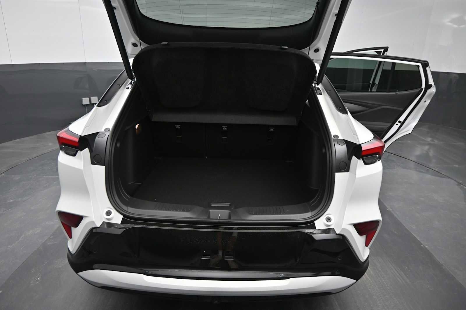New 2026 Buick Envista Sport Touring w/ Convenience I Package FWD image 14