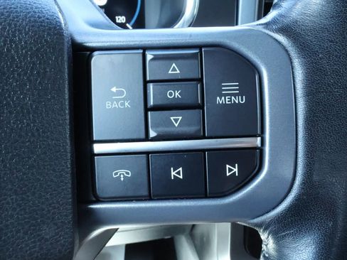 Used 2023 Ford F150 Lariat w/ Trailer Tow Package image 15