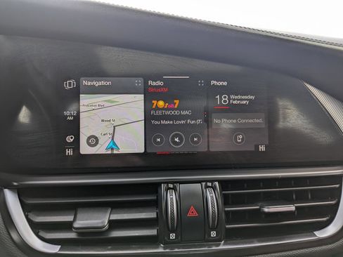 Used 2022 Alfa Romeo Giulia Veloce image 21