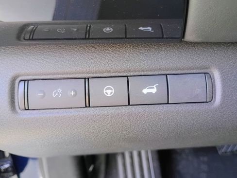 New 2026 Nissan Pathfinder SV image 20