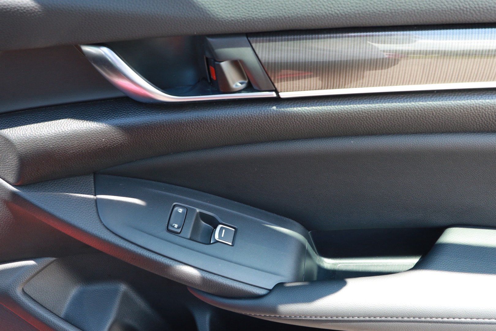 Used 2022 Honda Accord Sport image 32