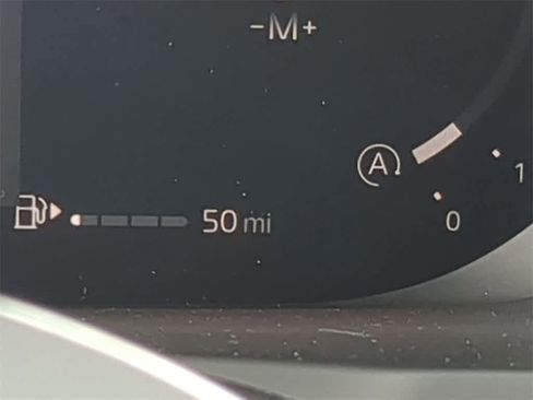 New 2026 Volvo XC90 B6 Plus w/ Protection Package Premier image 32