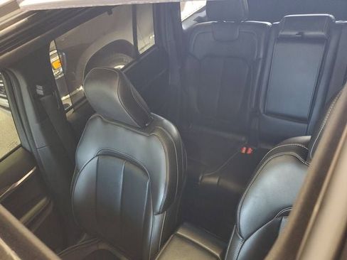 Certified 2025 Jeep Grand Cherokee Limited w/ Luxury Tech Group II image 39