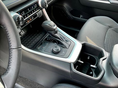 Used 2023 Toyota RAV4 SE AWD/4WD image 18