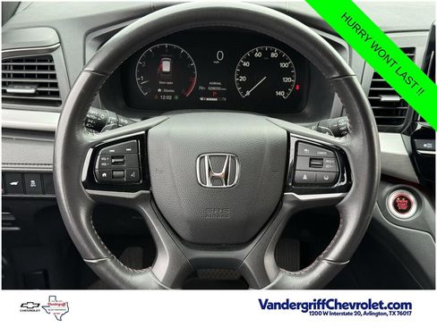 Used 2025 Honda Odyssey Sport-L image 11