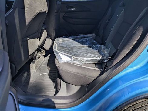 New 2025 Chevrolet TrailBlazer LT w/ Convenience Package image 24