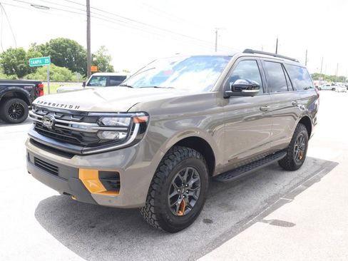 New 2026 Ford Expedition Tremor image 7
