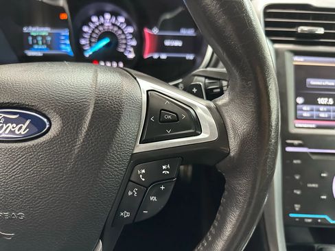 Used 2015 Ford Fusion Titanium image 21