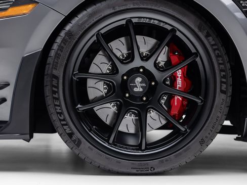 Used 2021 Ford Mustang GT Premium w/ GT Performance Package RWD image 18