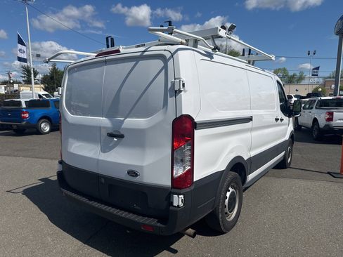 Used 2023 Ford Transit 150 Low Roof RWD image 5