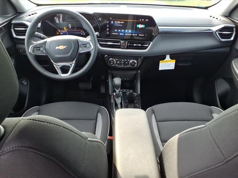 New 2026 Chevrolet TrailBlazer LT w/ Convenience Package FWD image 20